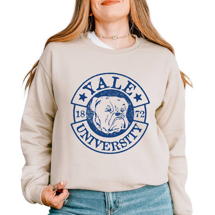 Cercle Bulldog de l'Université de Yale Sweatshirt pour la vente par Olive And Ivory Wholesale