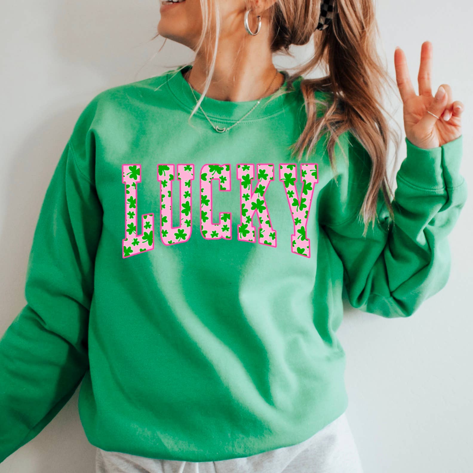Shoppe SHC - Vente Sweat-shirt à imprimés – femme - Sweat-shirt graphique à col rond Lucky St. Patrick's Day12