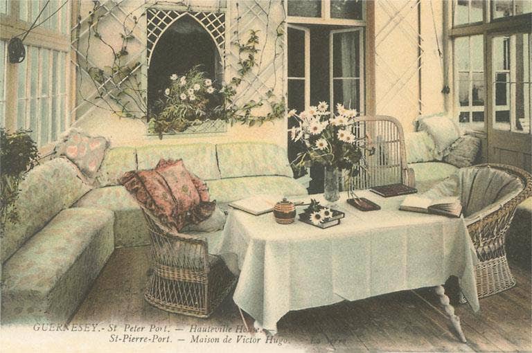Found Image Press - Wholesale Postcard - Postcard EN-265 Victor Hugo's House, Guernesey0