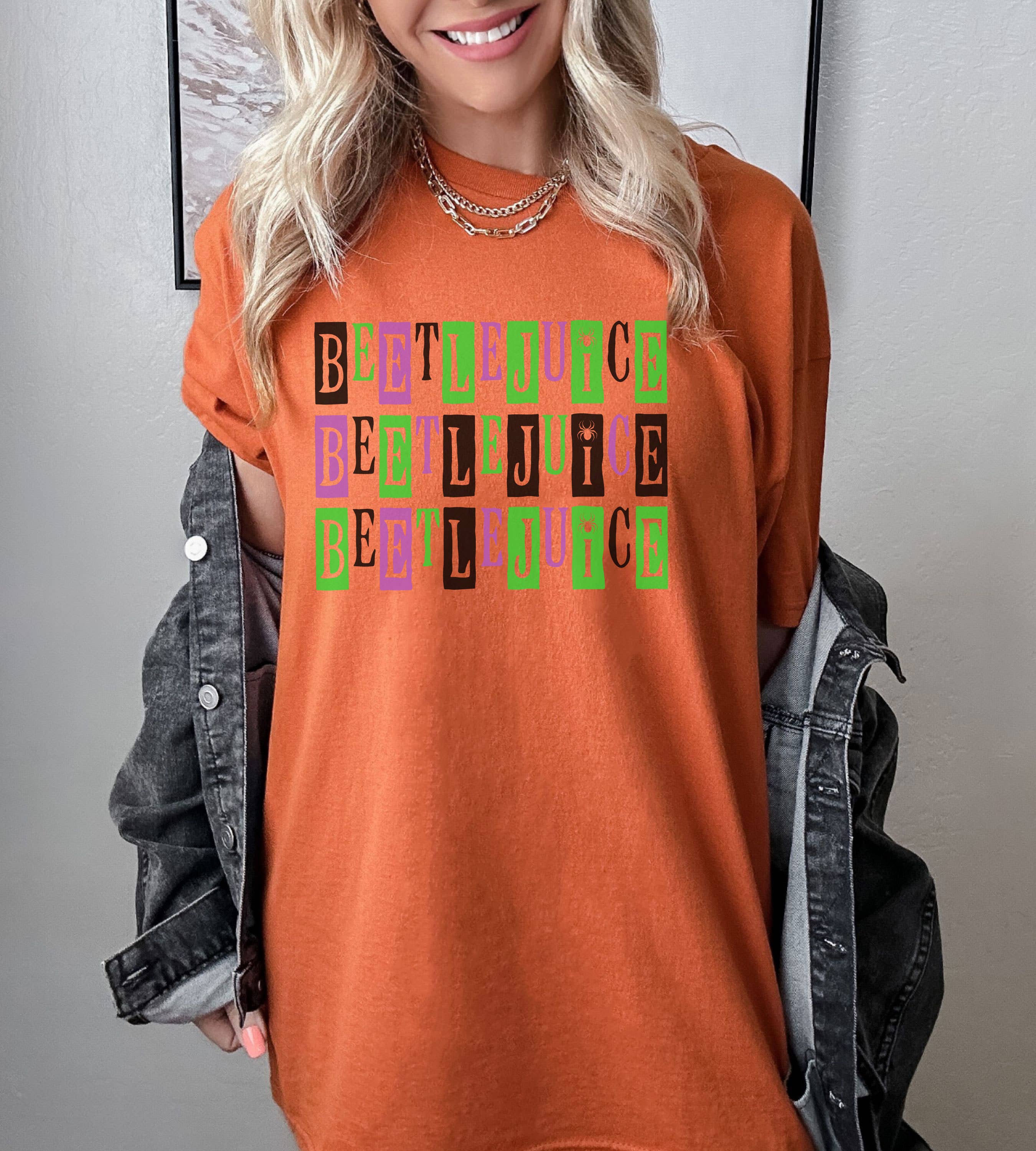 SONDO DESIGN LTD – wholesale Tunika - Dam – Halloween Beetlejuice Skjorta, Sandworm Beet Randig Skjorta2