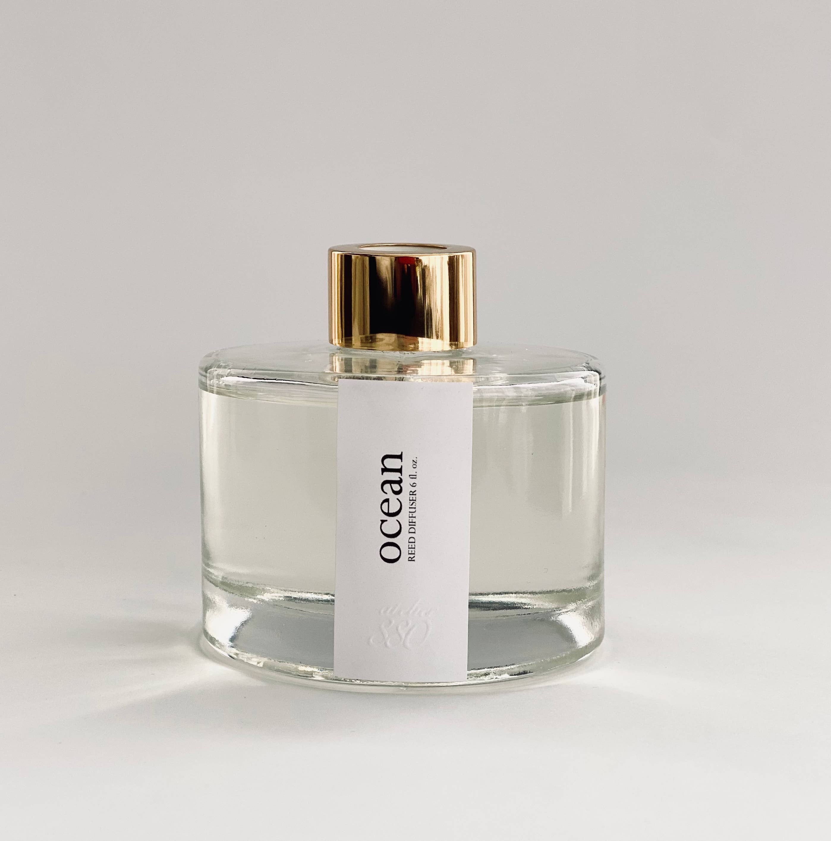 Atelier 880 - Wholesale Reed Diffuser - Minimalist Reed Diffusers - Gold2