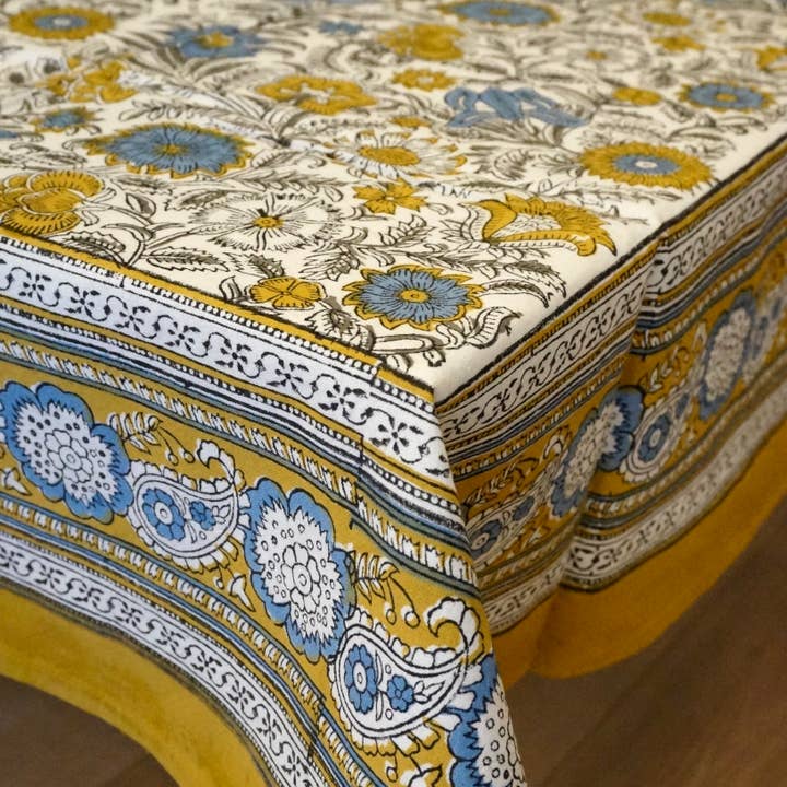 "Oliver" printed cotton rectangle tablecloth for wholesale by Claire Beaugrand