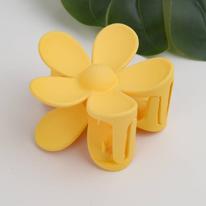 TheDivaSoap - Wholesale Hair clip – Women’s - 2.75'' Cute Large Flower Hair Claw Clips15