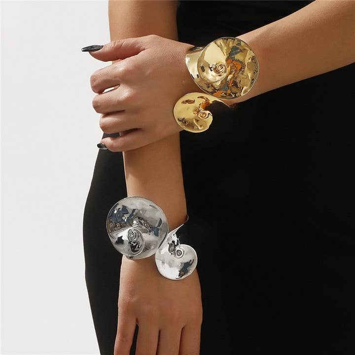 Bracciale a Molla Aperto Ampio e Lucente a Spirale per la vendita all'ingrosso da parte di kycozy