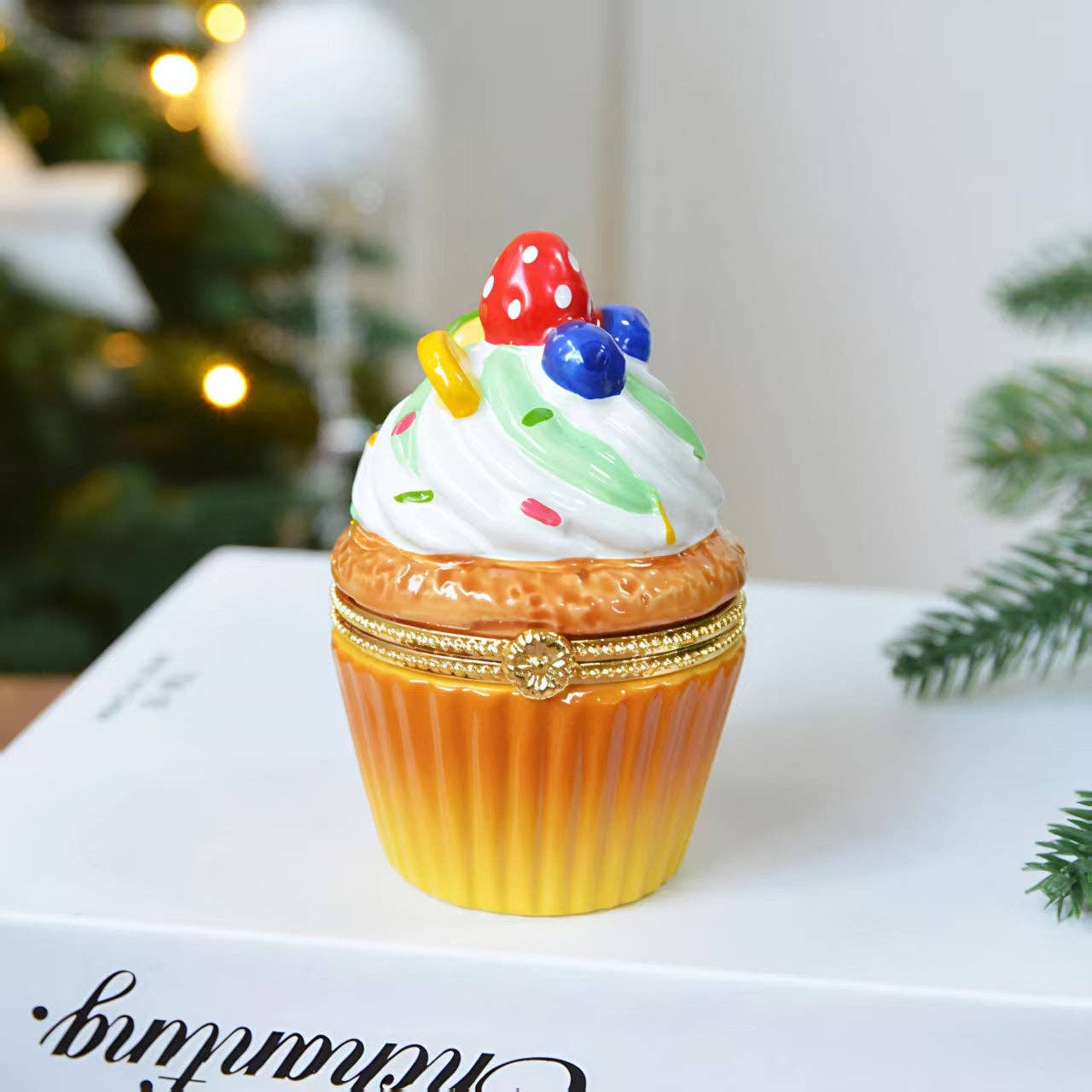 Verdivine - Wholesale Jewellery box/organiser - Cupcake Delight Trinket Box3