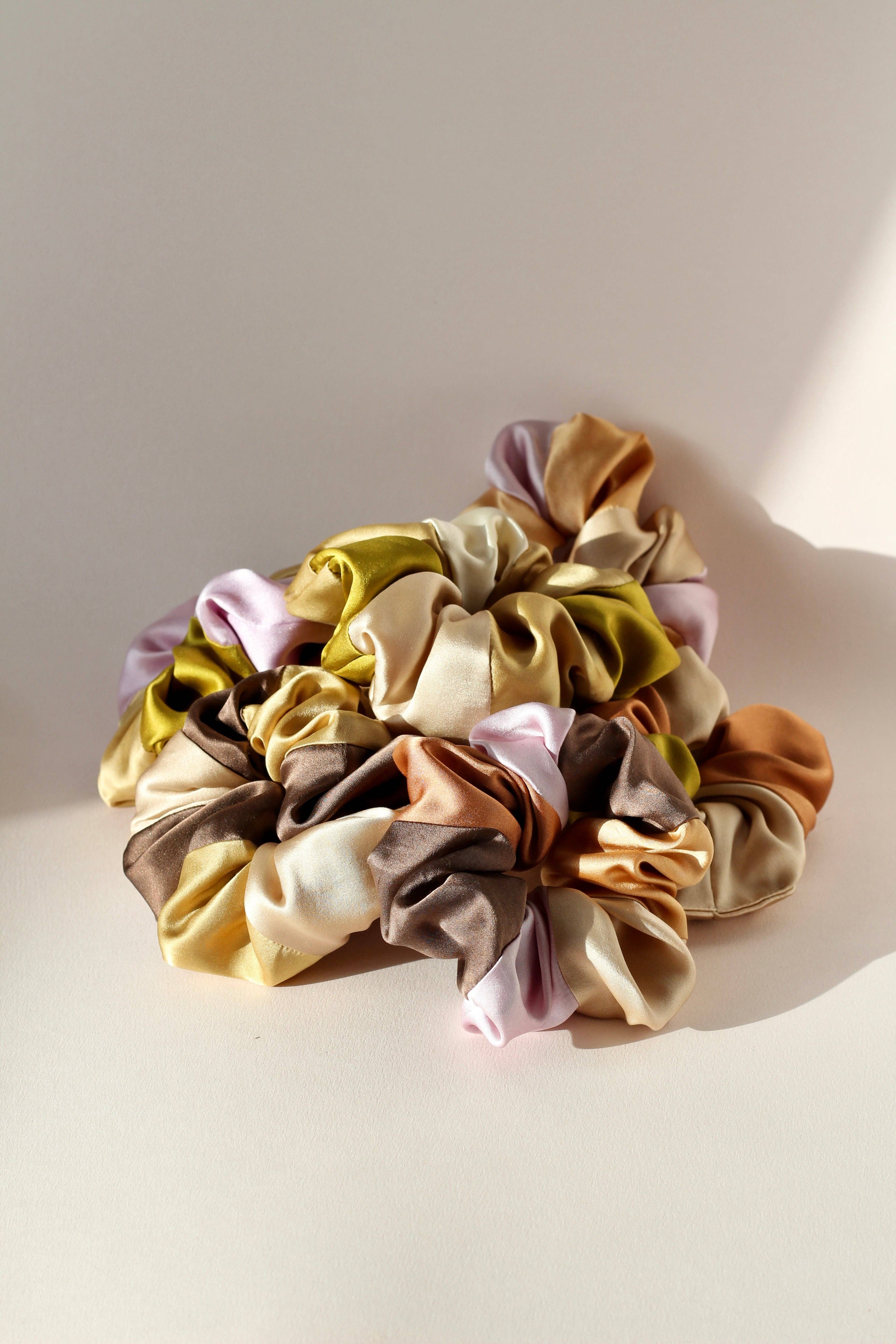 Marram - Wholesale Scrunchie - Women's - Scrunchie - Naturally Dyed - Patchwork Silk4
