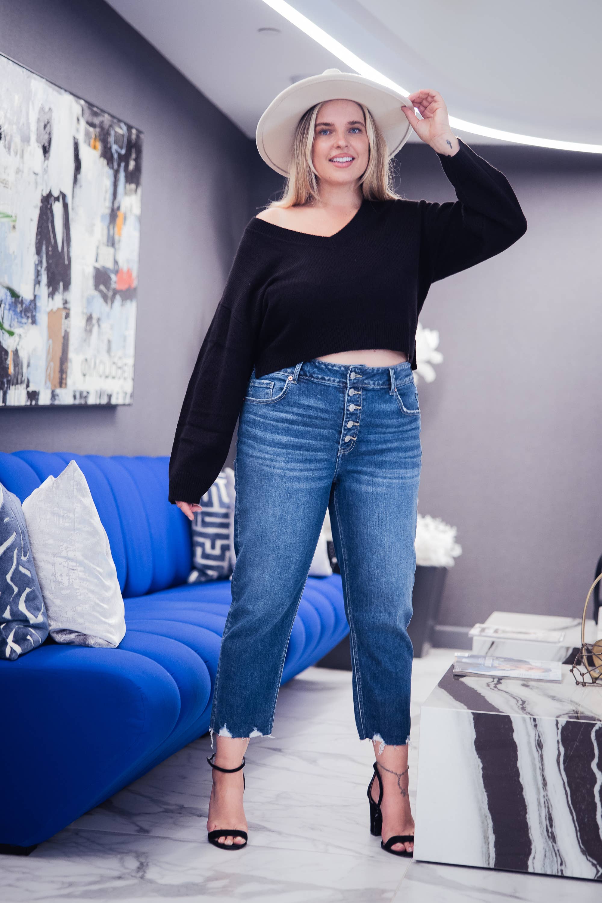 ARTEMIS VINTAGE - Wholesale Jeans - Women's -  PLUS SIZE - HIGH RISE Exposed Button Detail SKINNY JEANS6