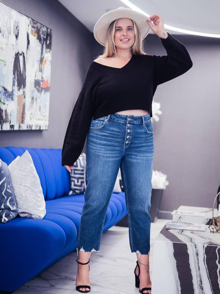 ARTEMIS VINTAGE - Wholesale Jeans - Women's - PLUS SIZE - HIGH RISE Exposed Button Detail SKINNY JEANS6