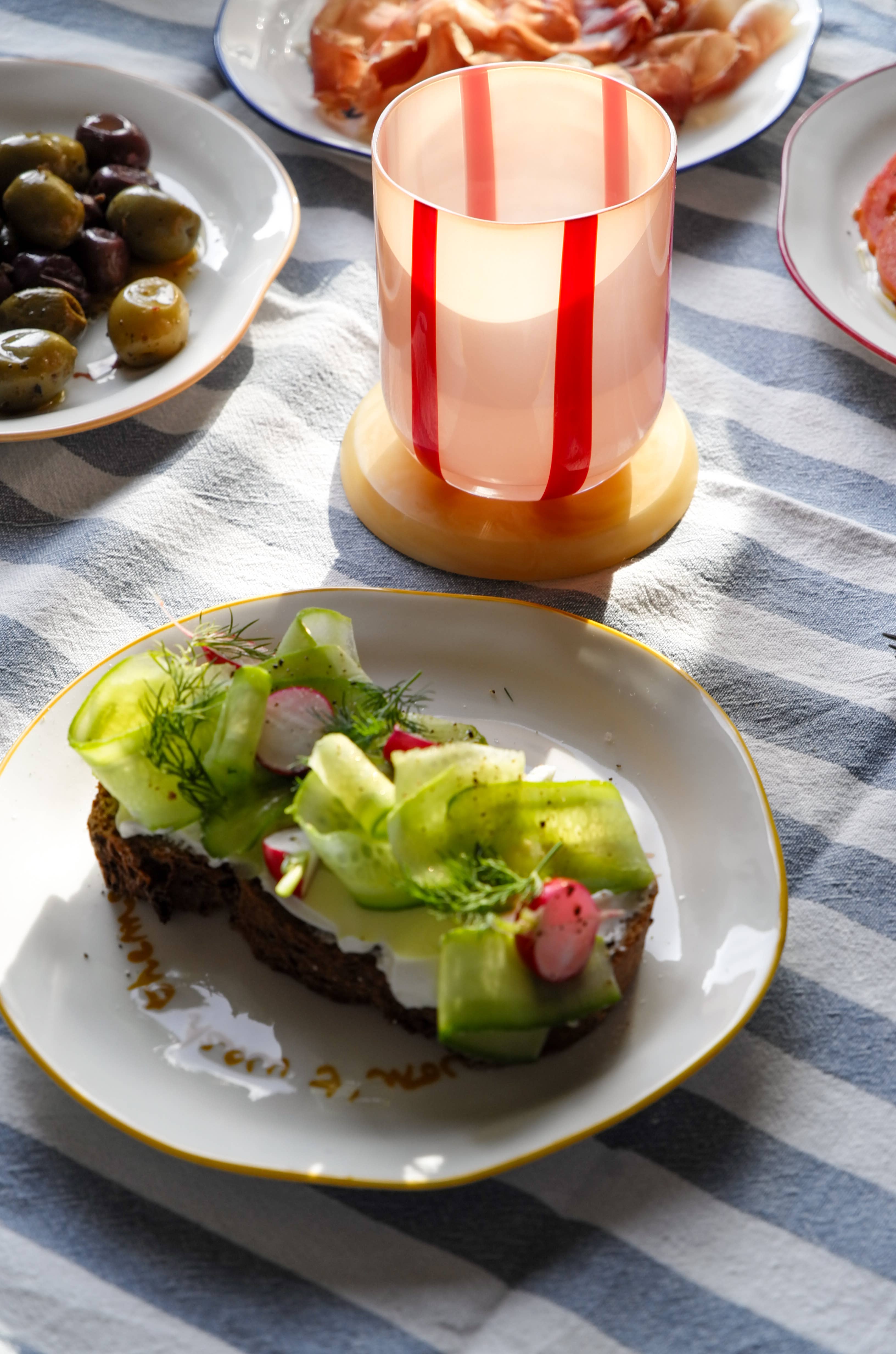 MÆGEN - Wholesale Drinking Glass/Cup - Atina Glassware - Pink & Red4