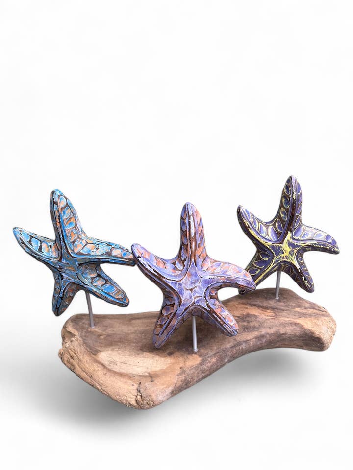 Estrela do mar em madeira de deriva triplamente esculpida e pintada. por atacado de Batik Indah