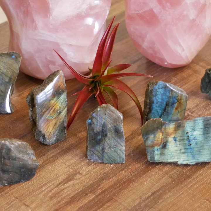 Labradorite Flashy Standing - 1 Kilo for wholesale by The Healing Sanctuary