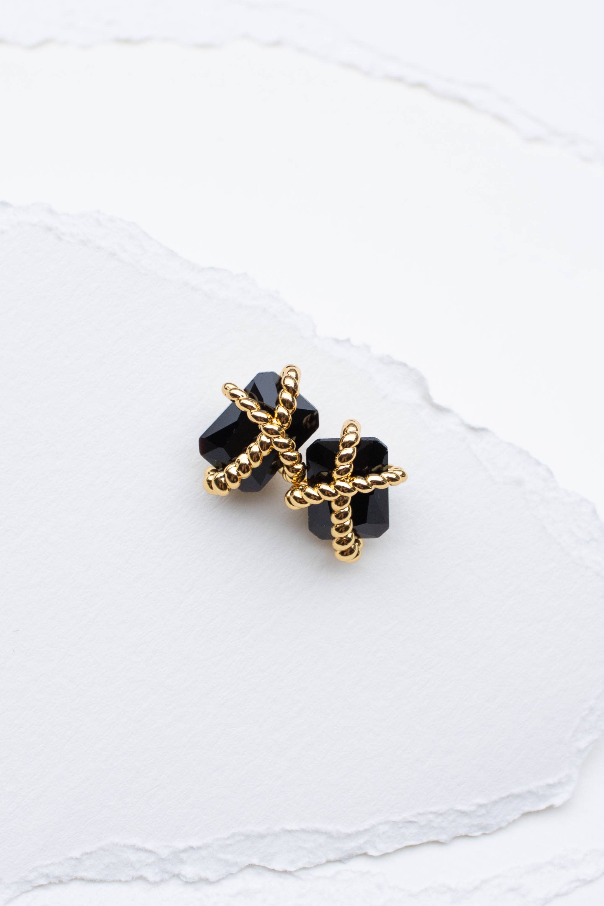 Tiepology - Wholesale Stud/Post Earrings - Elegant Twist Gold & Black Stud Earrings 3