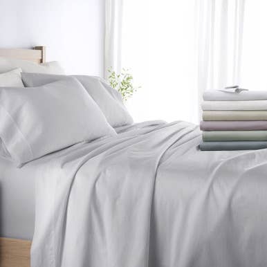 Still Water Linens - Wholesale Bedding Set - 4 Piece T 300 Luxury Bed Linen Set