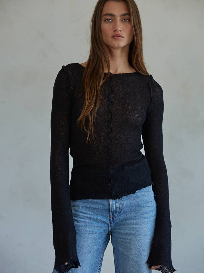 W1676 | Stickad långärmad genomskinlig asymmetrisk topp för wholesale av By Together