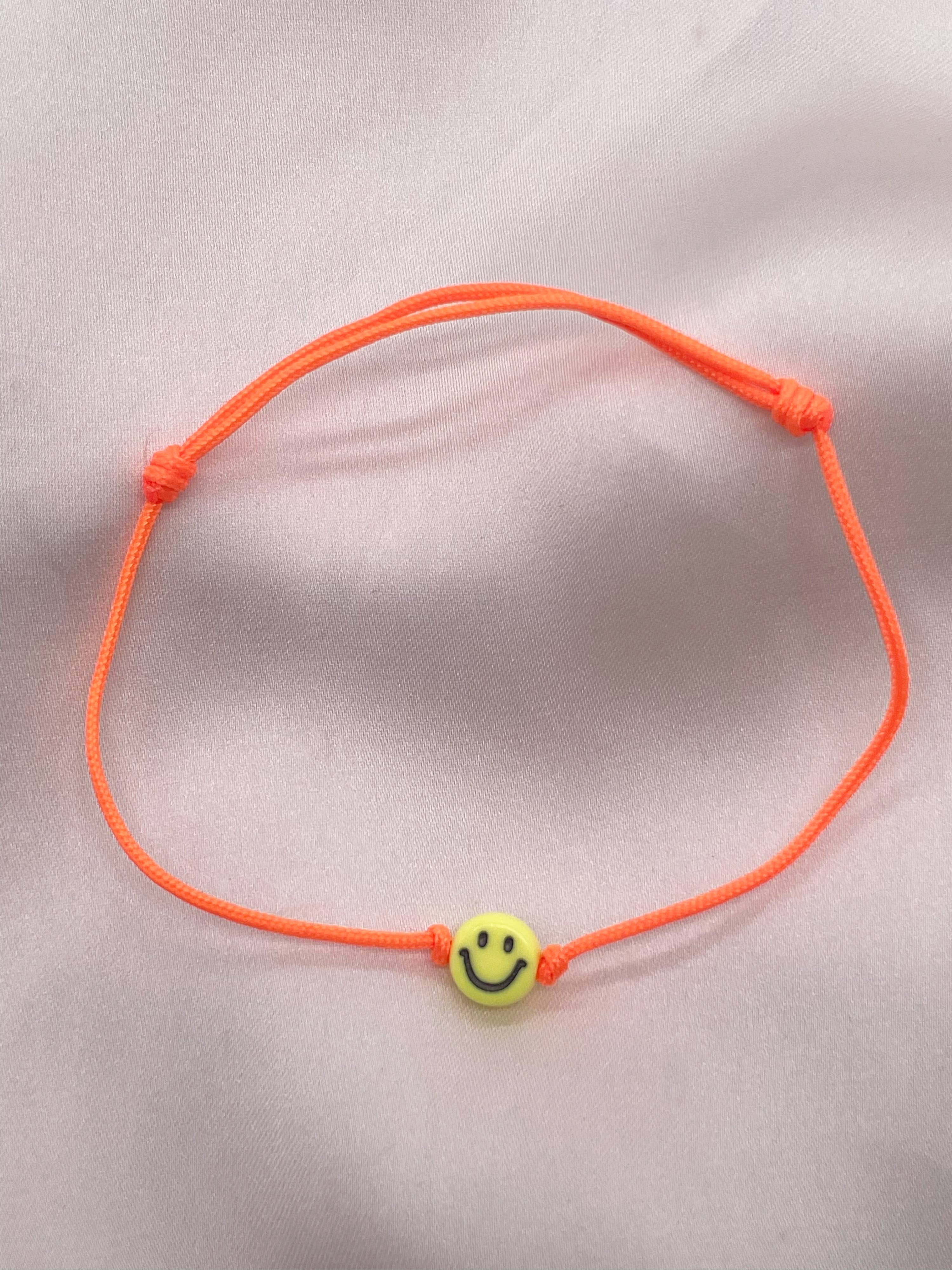 GLAM & GLORY Jewels made with love - Wholesale Woven/Braided Bracelet - Smile thong bracelet3