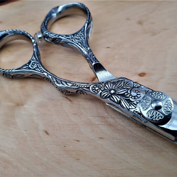 STERNSTEIGER – wholesale Frisörsax – Sternsteiger Samurai blomma hår saxar Set3