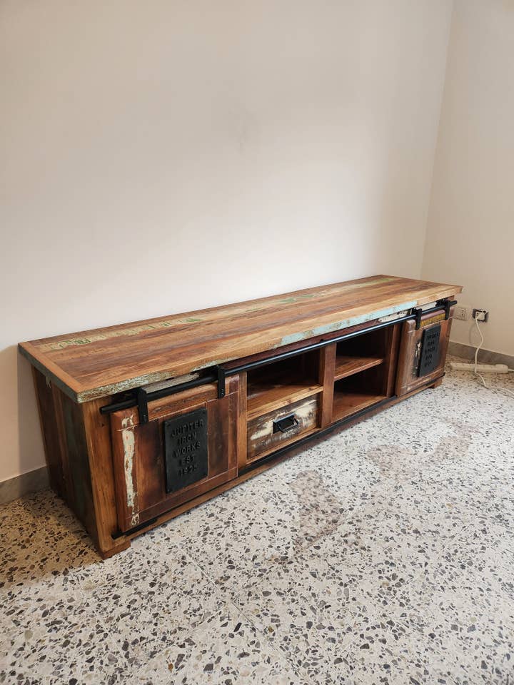 TV Móvel Júpiter Reciclado 180 por atacado de Crab design