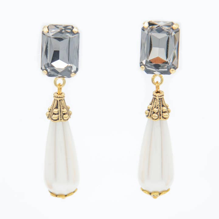TEODORA - pearl drop earrings for wholesale by Laura Mariotti - luxury collection
