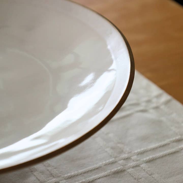 Nosse Ceramics - Wholesale Cake Stand - Cakestand (32 cm) - Edge Ivory Gold
1