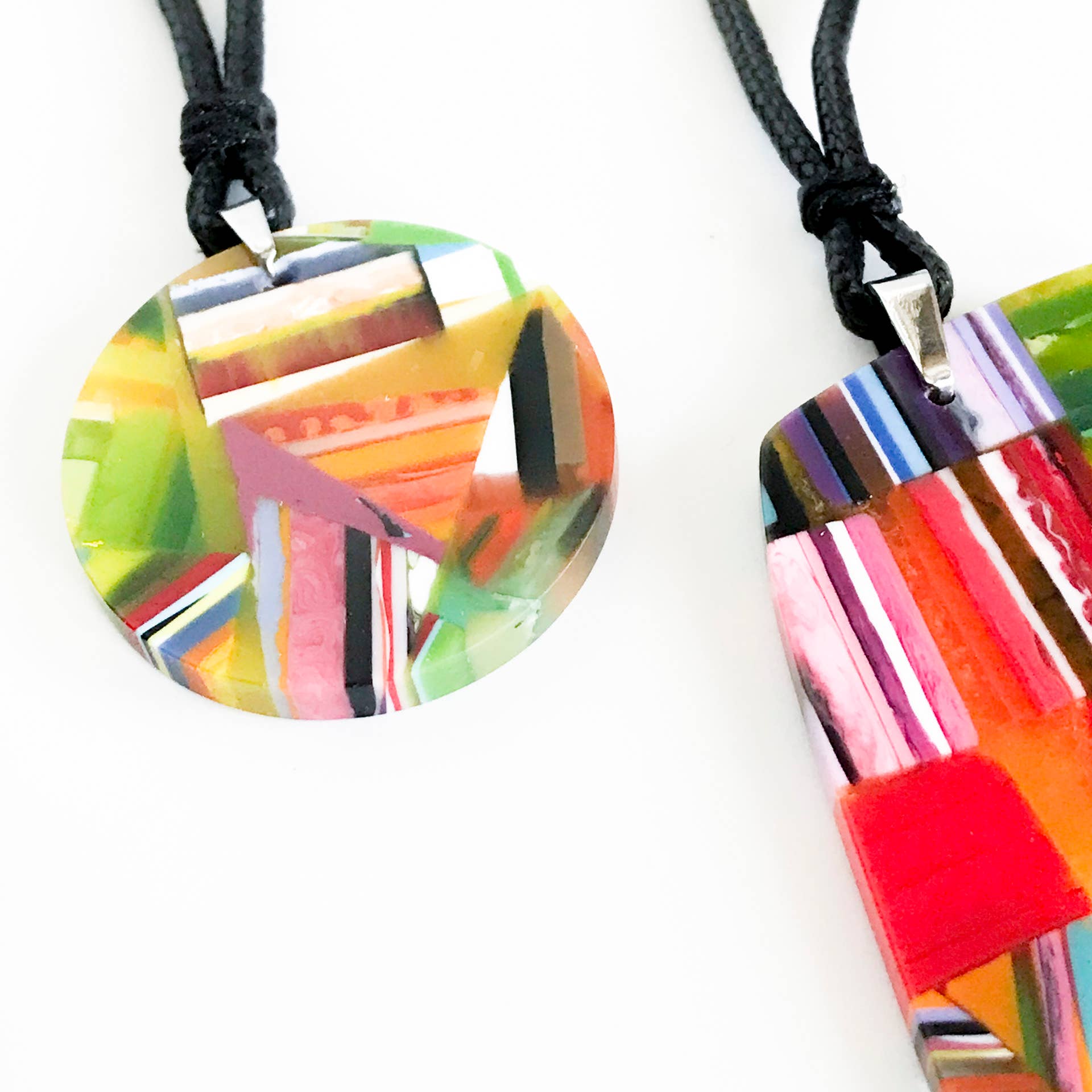 Belart Fair Trade - Wholesale Pendant/Charm Necklace - Poly-Resin Adjustable Single Shape Mosaic Necklace2