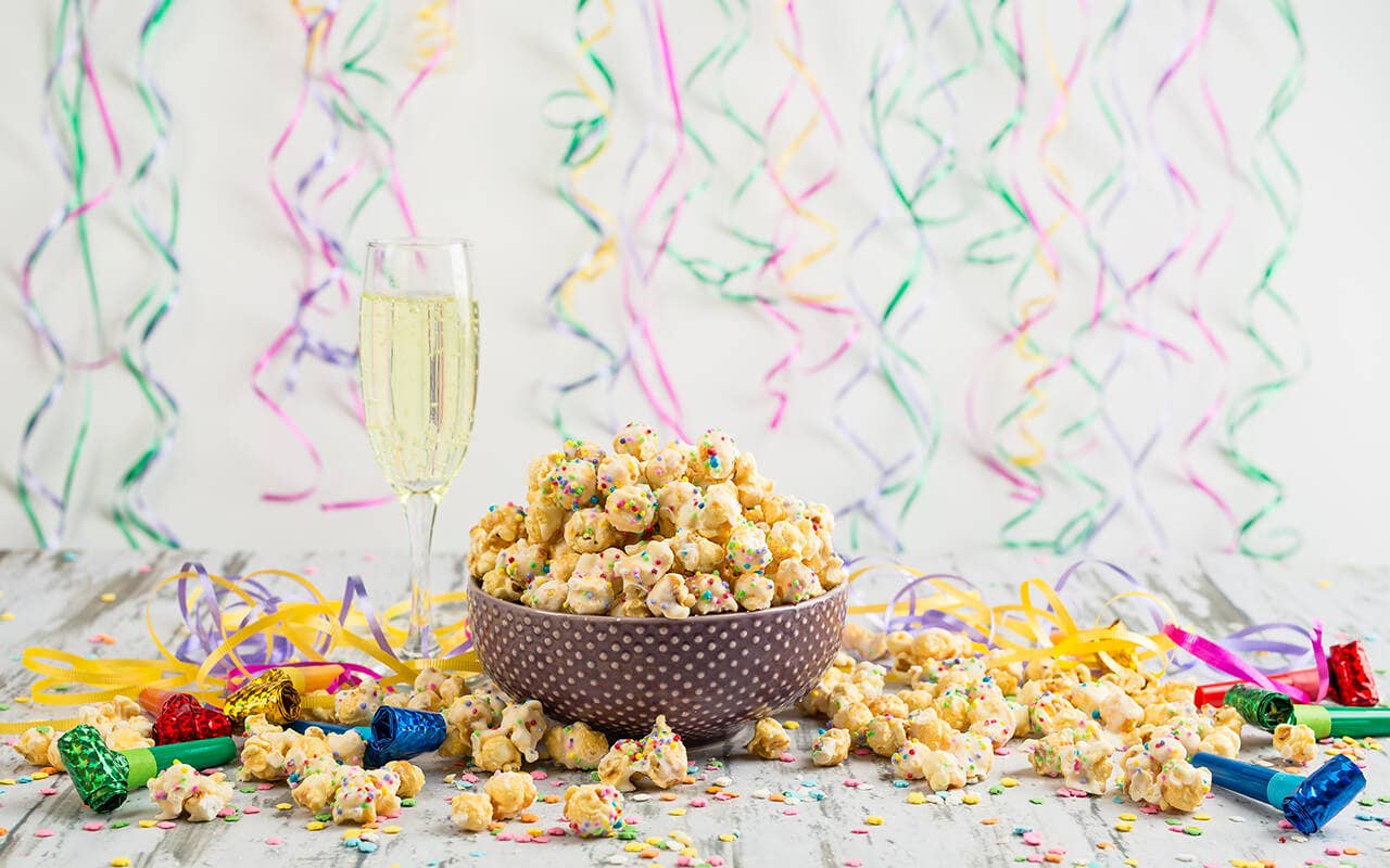 Popinsanity Popcorn & Confections – wholesale Popcorn – Party Time Gourmet Popcorn | Birthday Cake Flavor | 12oz Bag4