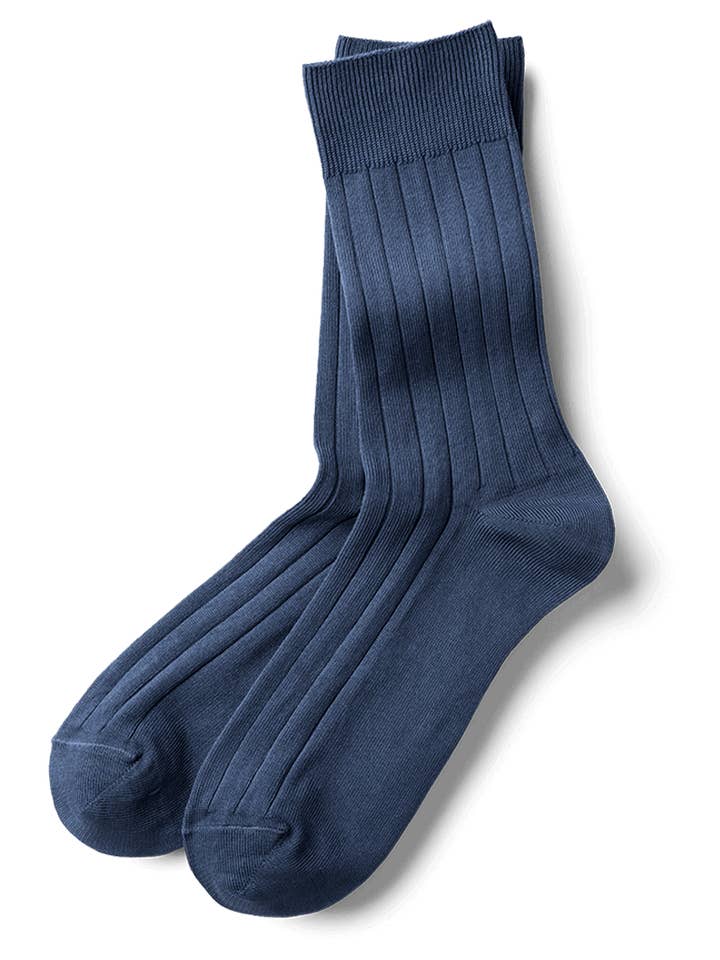 Meias clássicas de bezerro em azul pomba: experimentadas e testadas por atacado de BLACKSOCKS