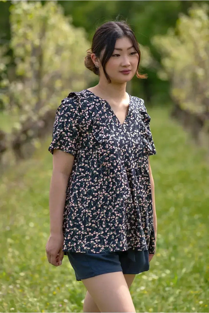 Eglantine et Zoé - Wholesale Stofrol - Atlantisch blauwe viscosestof van keperstof8