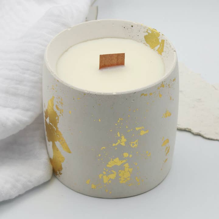 BOUGIE ESMÉE BLANC pour la vente par Poodré