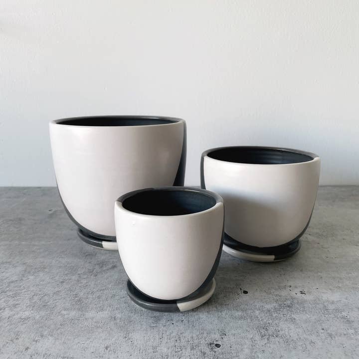 Little Fire Ceramics - Wholesale Plant Pot - Medium Classic Tabletop Planter