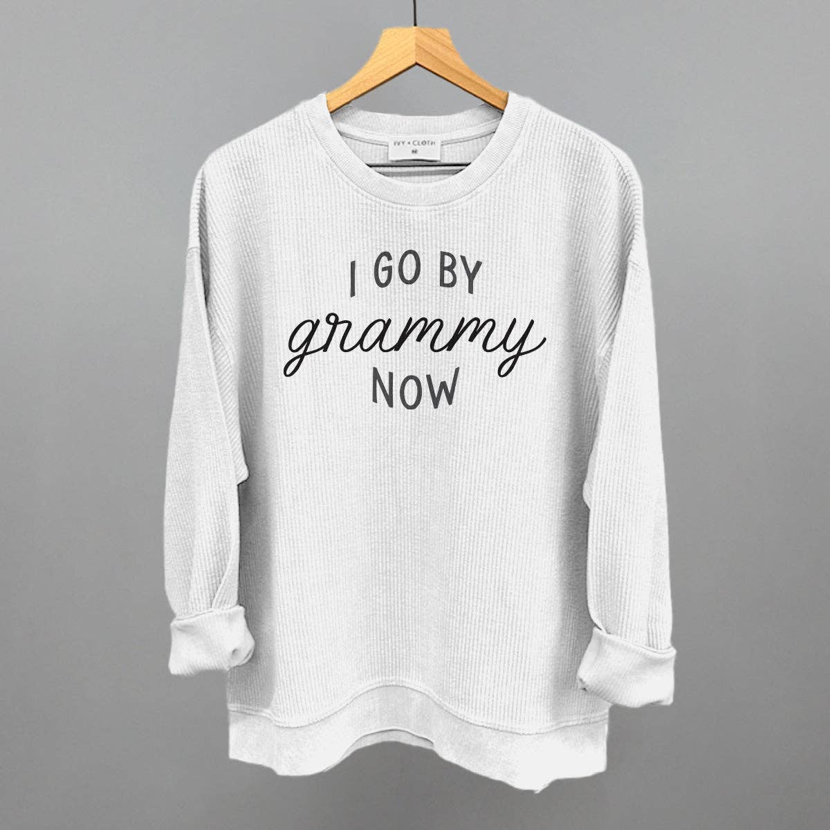 Ivy + Cloth - Vente Sweat-shirt à imprimés – femme - I Go by Grammy Now8