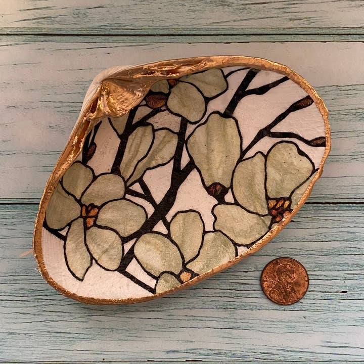 Glasmalerei Magnolie für den Großhandel von Serenity Shells