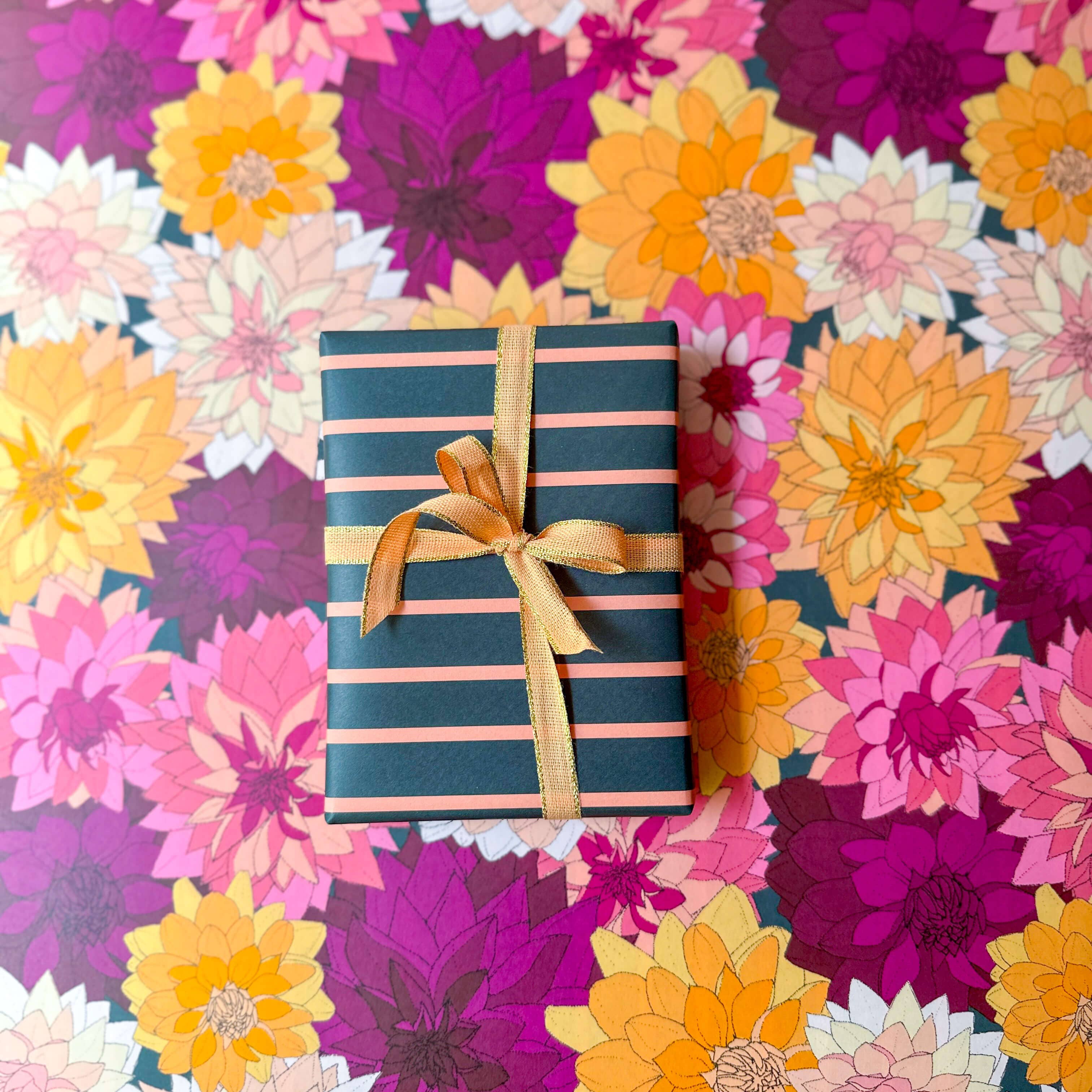Ballard & Prescott - Vente Feuille de papier cadeau - Papier d'emballage Dahlias5