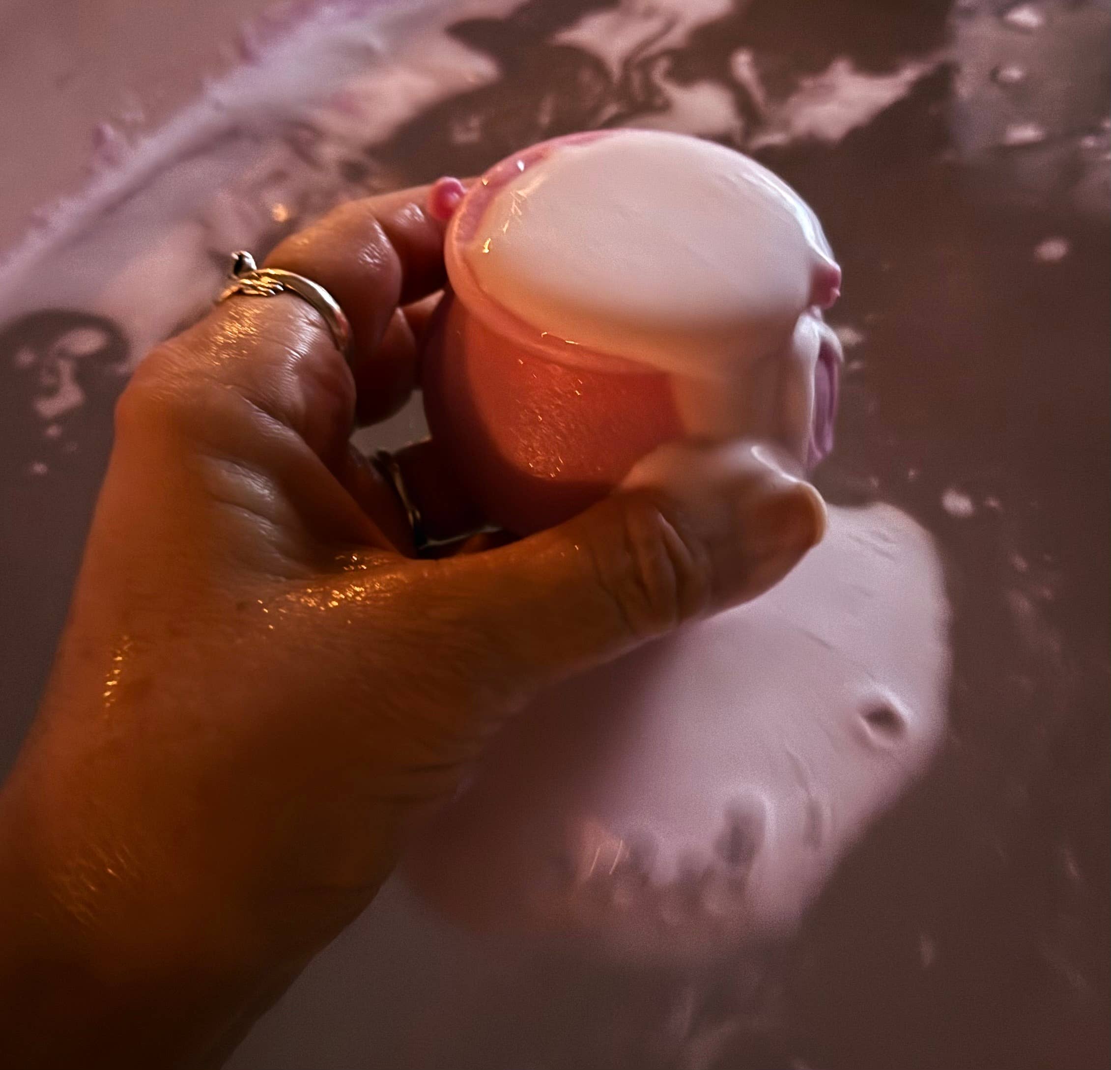 Wicked Bubbles LLC - Wholesale Bath Bomb/Fizz - Red agate heart inside Bath bomb-4.7 oz-LOVE SPELL cauldron 9