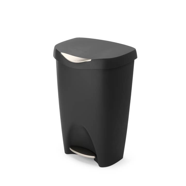 Umbra - Wholesale Trashcan/Trash Bin - Brim Step On Trash Can