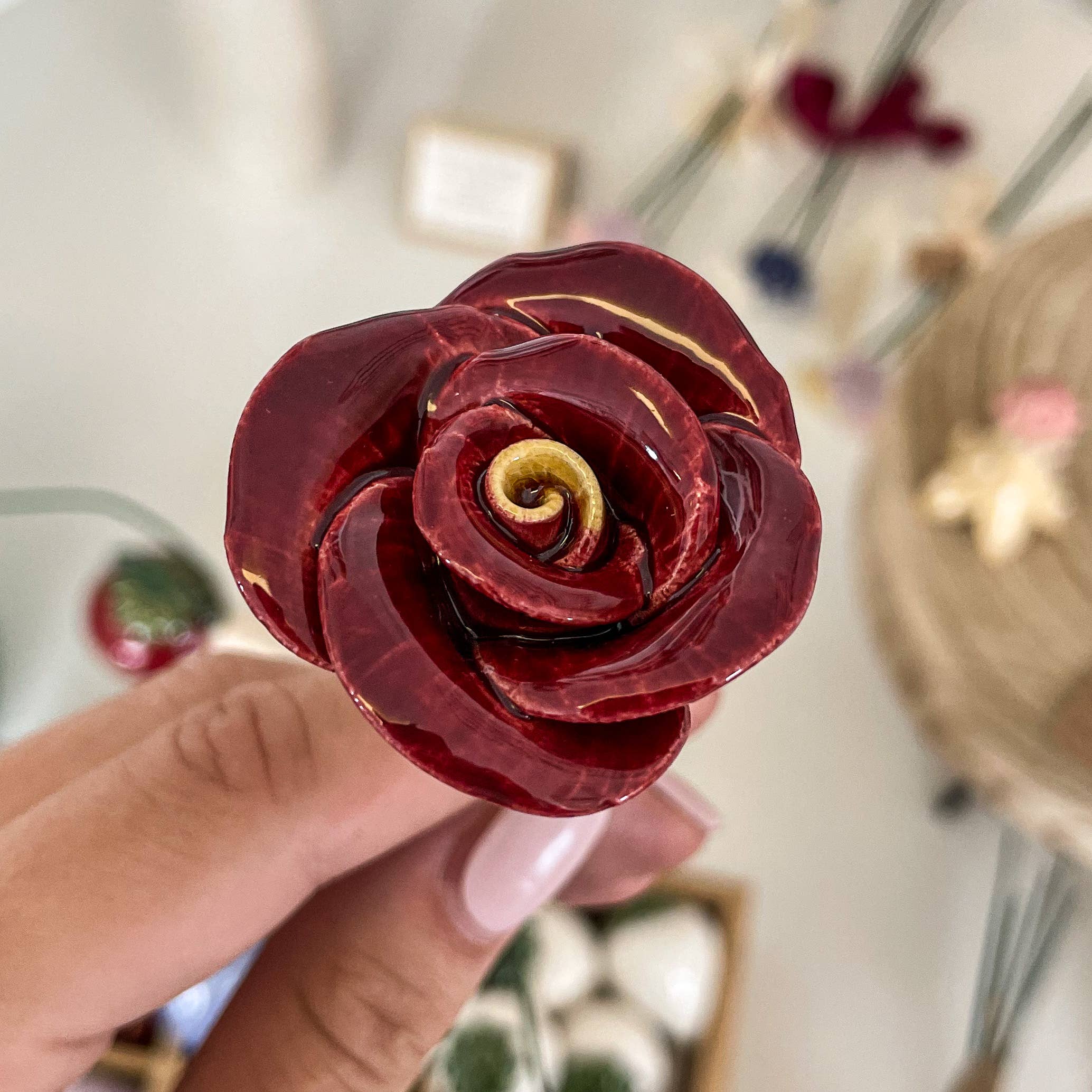 NaturoTheke – Engroshandel Kunstige blomster – Ny Valentinsdag Keramisk Rose5
