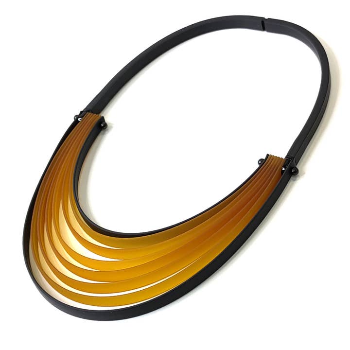 ALEX+SVET – wholesale Stora halsband – LYLYA uttalande gummi halsband OÄNDLIG linje