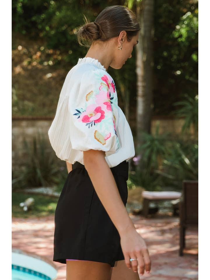 Oddi - Wholesale Blouse - Women's - Embroidery Mock Neck Blouse