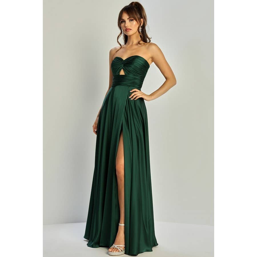 Babyfox Apparel – Vestido - Mulher por atacado – Top sem alças com nó torcido em linha A de cetim para dama de honor6