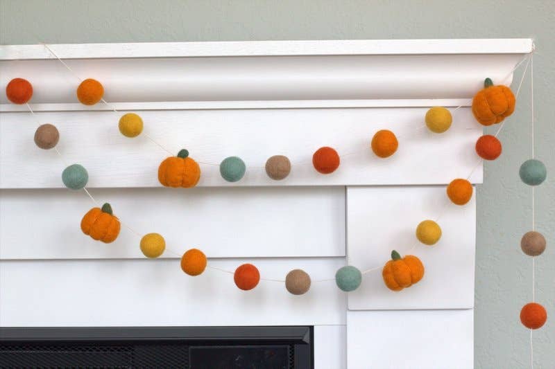 Matthew + Mae - Wholesale Bunting/Garland - Felt Pumpkin Garland- Orange Gold Teal- Fall Halloween Decor5