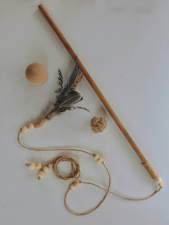 Natural Cat Toy Bundle for wholesale by COSWYK