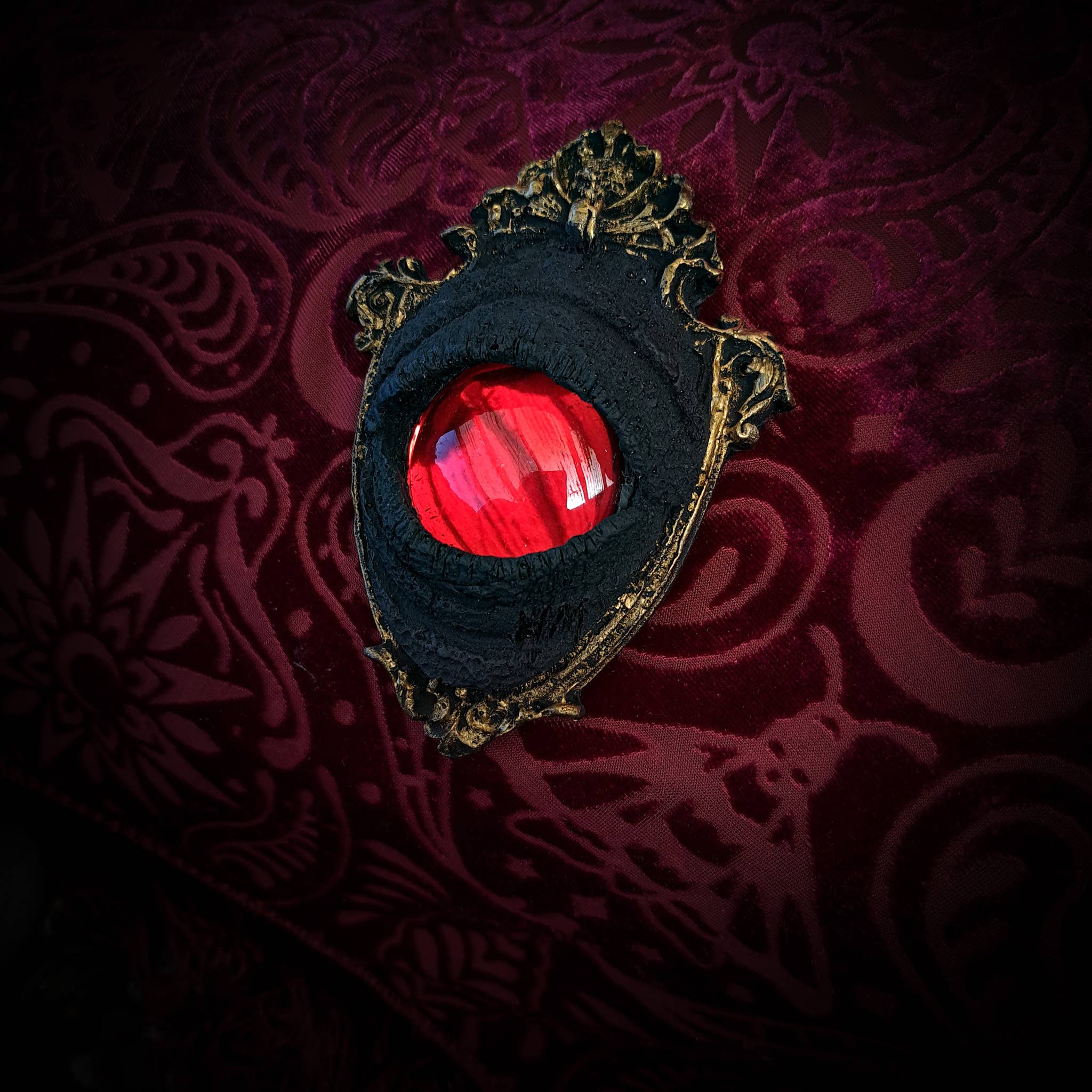 Hell Kitten RVA - Wholesale Wall Accent - Red Scrying Eye mini wall art w/ Gold Frame3