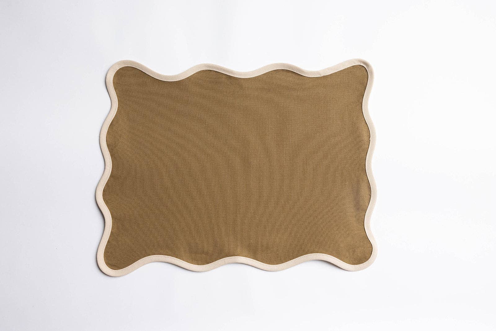 Vivé - Wholesale Placemat - Lilou Scallop PLACEMAT18