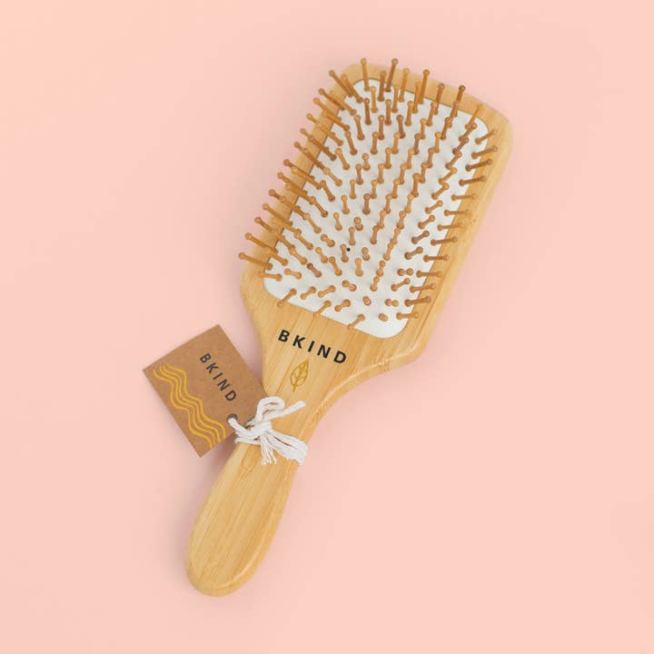 Brosse à cheveux en bambou pour la vente par BKIND
