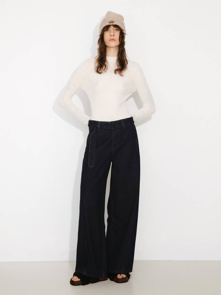 CUBIC – wholesale Knitted jumper – Women′s – Merino Wool Turtleneck Knitwear Jumper16