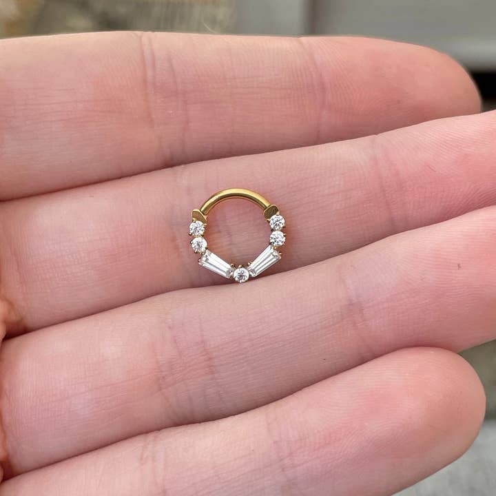 Elara Body Jewelry - Wholesale Nose Ring - Titanium Gold Septum Piercing (16G | 8mm or 10mm | Titanium | Gold or Silver)