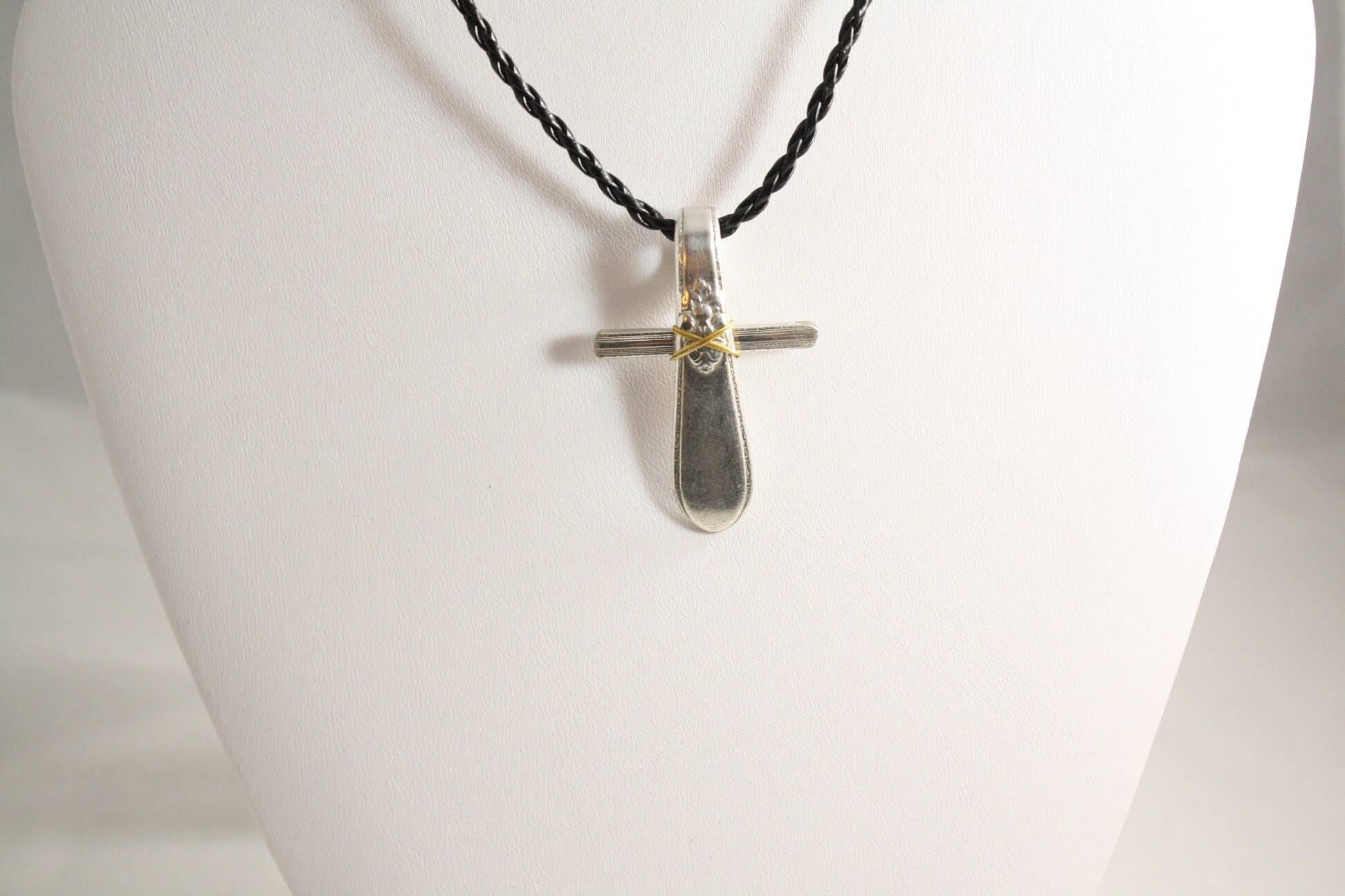 Silver Chest Creations - Wholesale Pendant/Charm Necklace - Cross Slides1