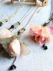 Halskette „Der Tänzer“ für den Großhandel von AURE LI