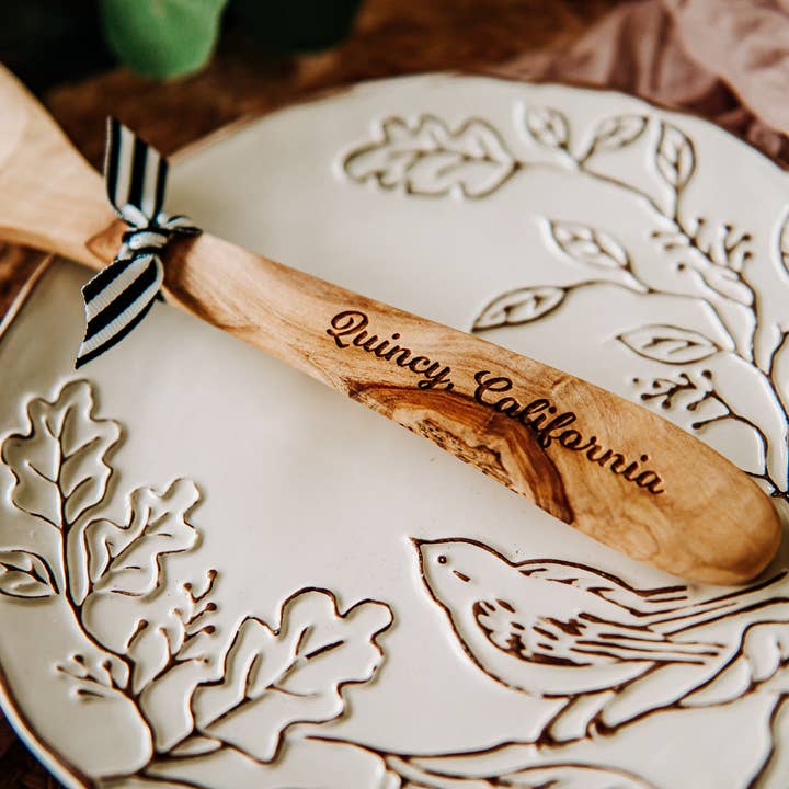 The Lillie Pad - Wholesale Serving Utensil - Custom City Name Olive Wood Serving Spoon & Towel Gift Set