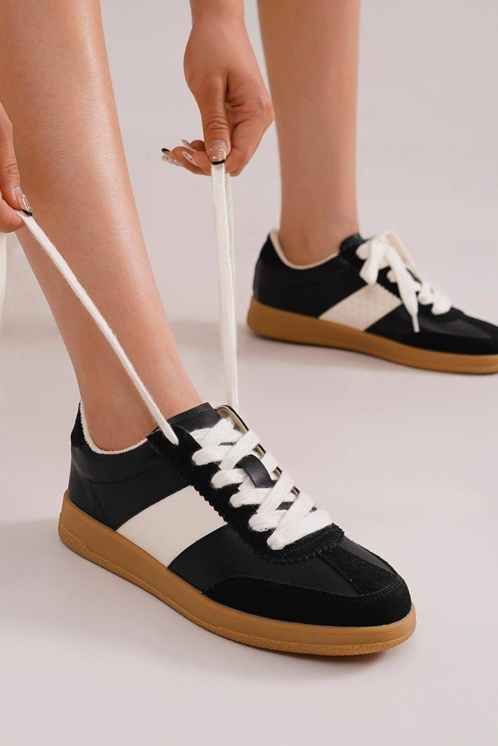 BEAST FASHION - Wholesale Lifestyle Sneakers - Women's - SOUL-01 Lace-Up Sneakers6
