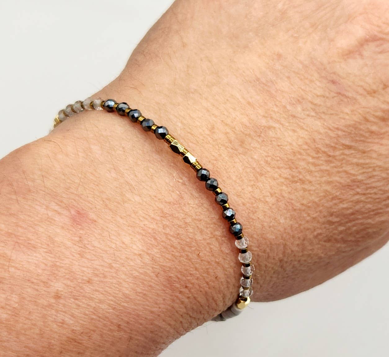 Meraki Gemstones - Wholesale Armband met kralen - EMPATH PROTECTIE-terahertz, bergkristal en witte howliet armband7